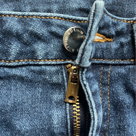 H&M Ultra High-Waist Curvy Jeggings 👖 - Picture 3 of 4